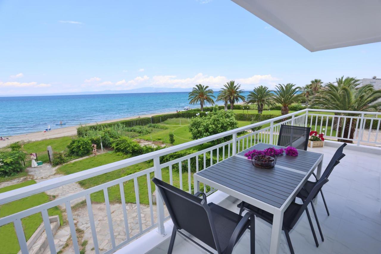 Beach Front Casa Elena Hanioti Bagian luar foto